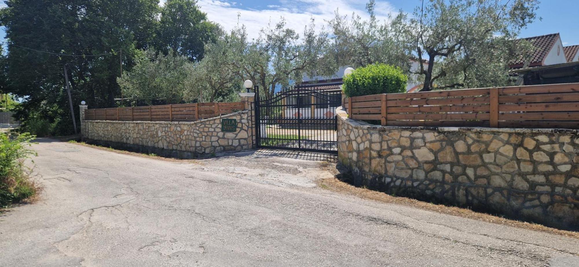 Villa Yannis 1 Roda  Exterior photo